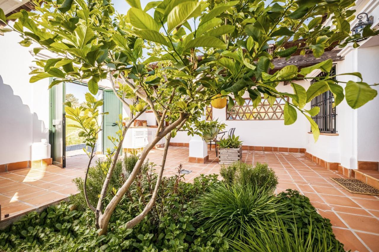 Rosas Cantares: Casa Maurus. Pizarra Exterior foto